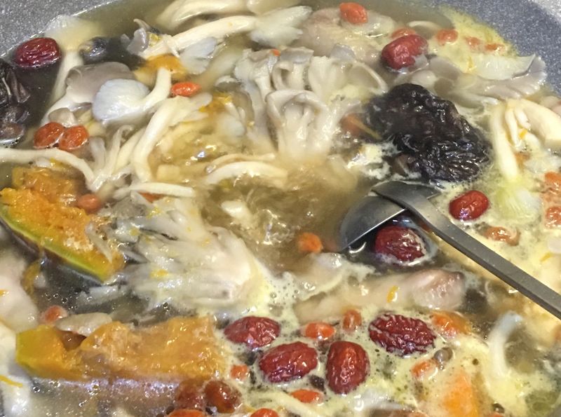 養生雞湯