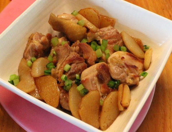 雞腿大根煮