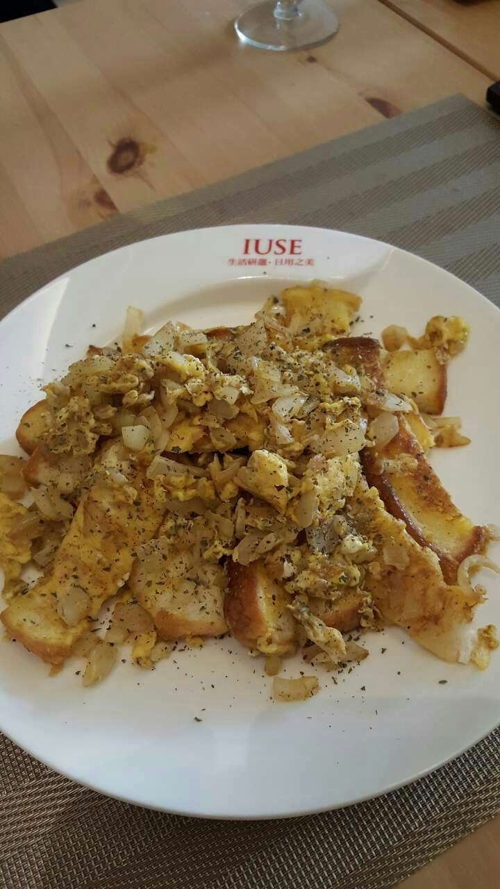 洋蔥法式吐司