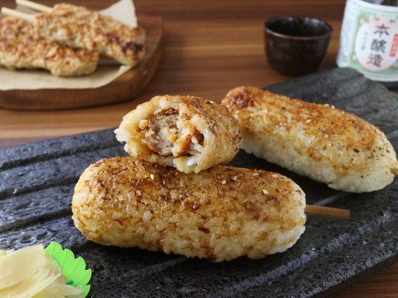 日式串烤雞肉軟骨飯糰 小七食堂