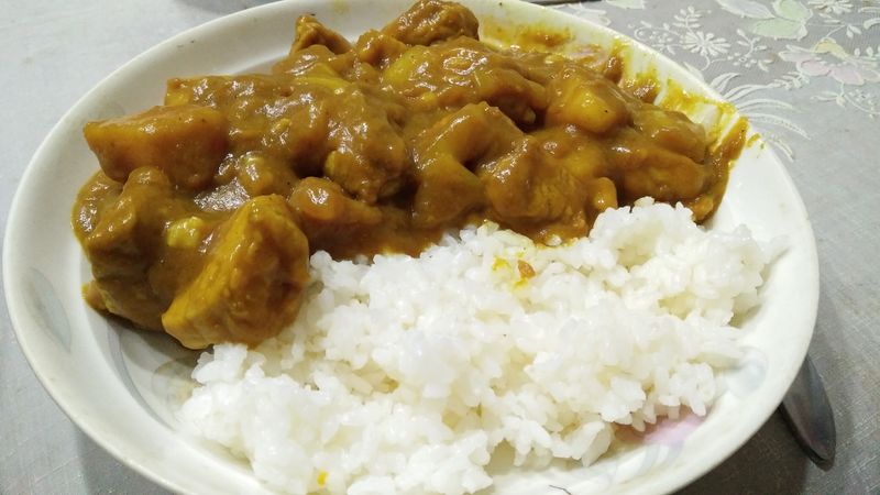 《Nil 小廚》特製咖哩飯(半咖哩塊)