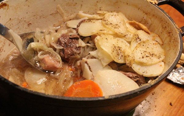 白酒燉肉鍋Baeckeoffe