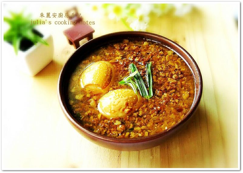 [台式滷肉飯]味濃汁厚甘草肉燥