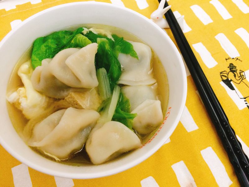 吃飽飽水餃 【華師父水餃】