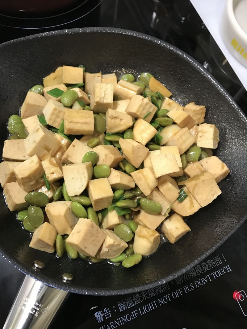 毛豆炒豆乾