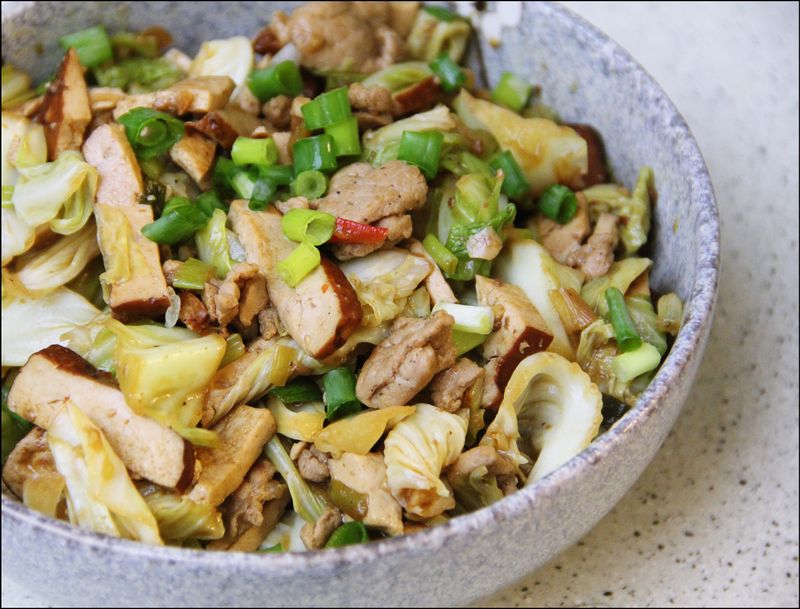 便當菜:小朋友版回鍋肉(里肌肉代替)
