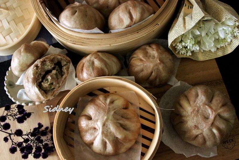 雙色鮮肉包子