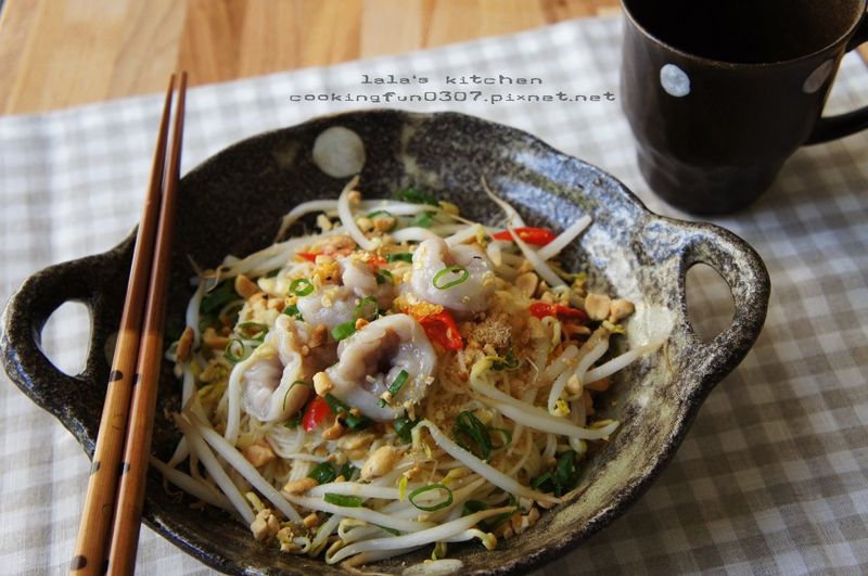 泰式魚餃拌麵