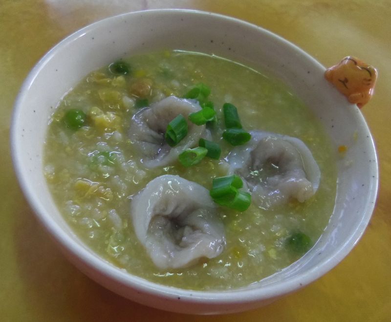 鮮蔬魚餃粥
