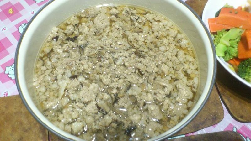 輕食-香菇肉燥