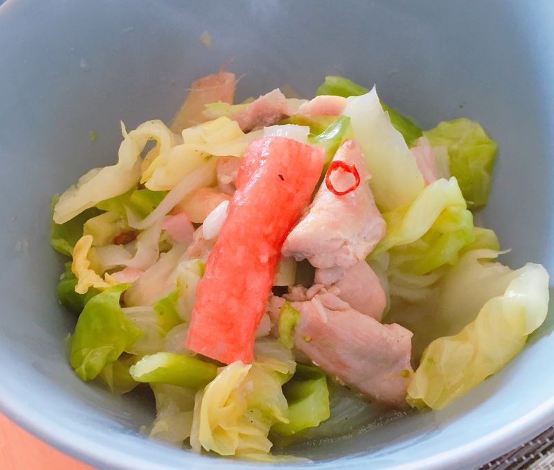 高麗菜頓麻油雞