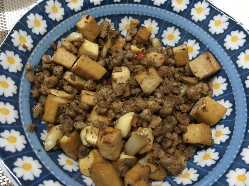 懶人料理～絞肉炒豆乾
