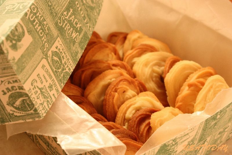 【甜牙齒】一口接一口的奶酥餅乾Danish butter cookies