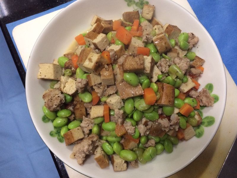 毛豆炒豆乾