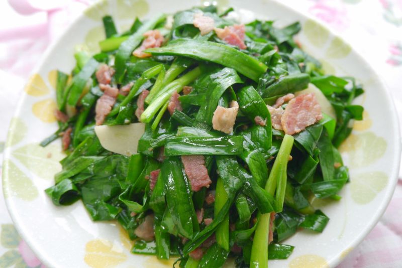 韭菜炒培根