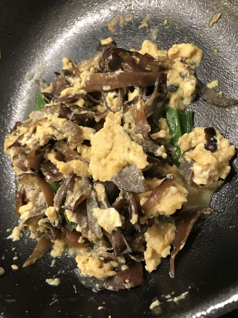 滑蛋木耳絲
