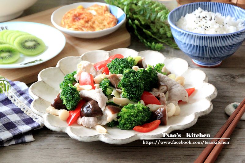 汆燙鮮蔬肉片