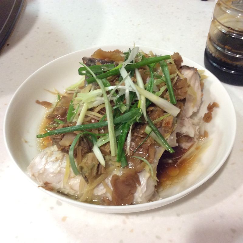 梅菜蒸鯇魚