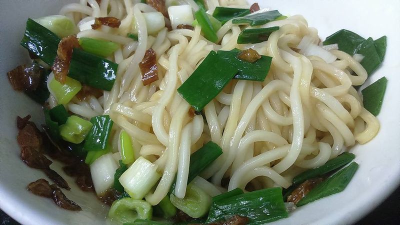 油蔥酥拌麵