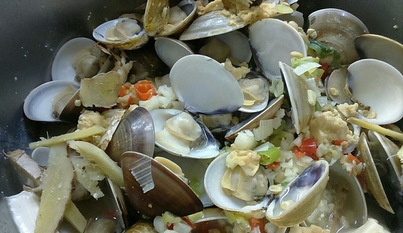【一鍋到底】香蒜蛤蜊蒸豆腐