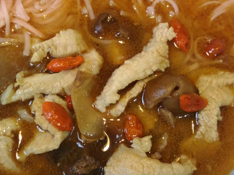 麻油松板豬