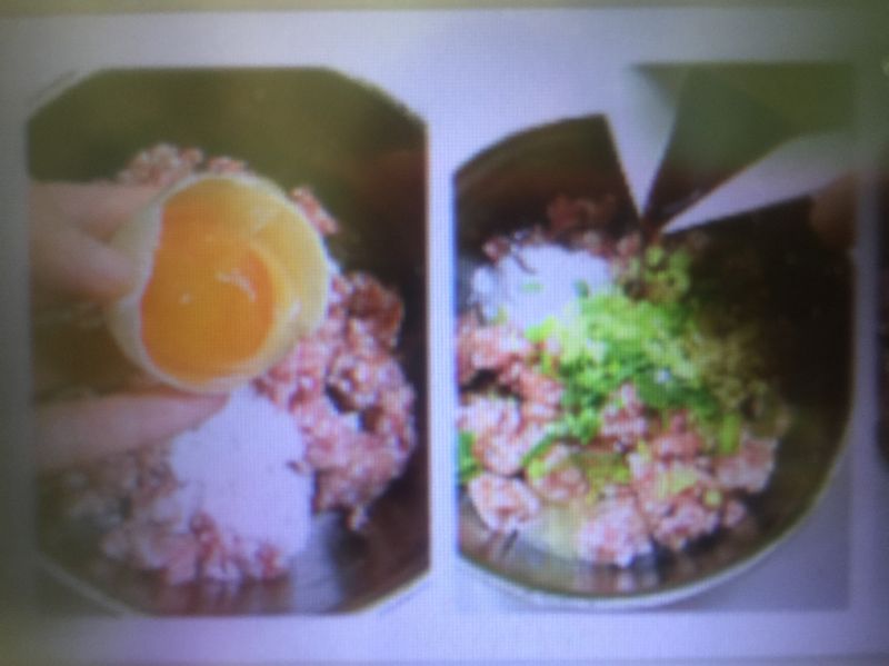 鹹蛋蒸肉餅