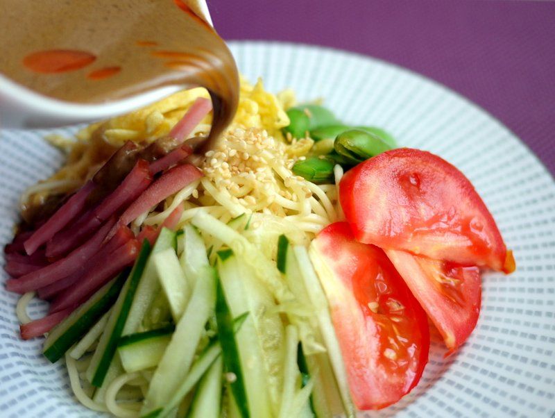 ♫【深夜食堂】中華涼麵「冷やし中華」佐芝麻醬