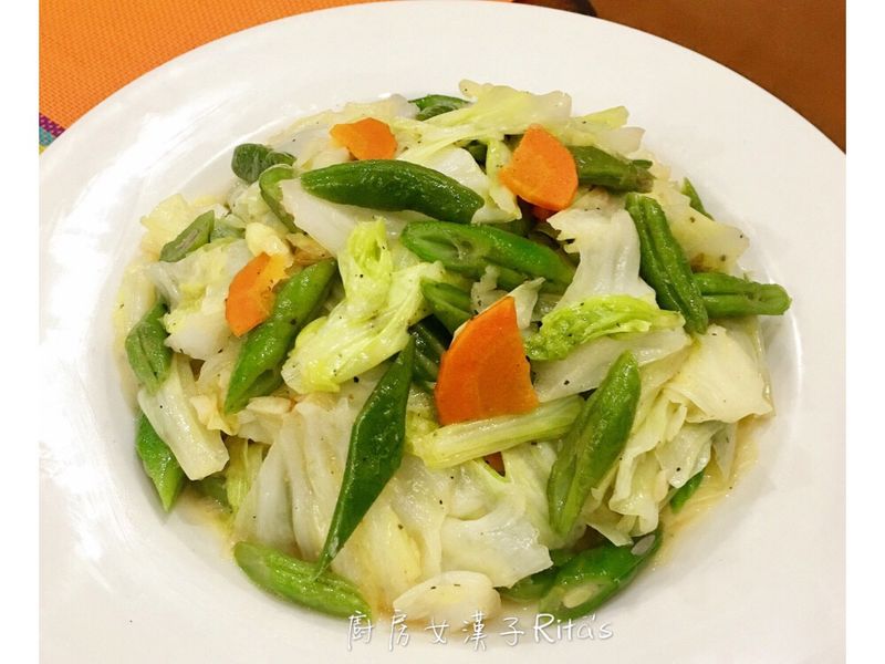 蒜炒扁豆高麗菜