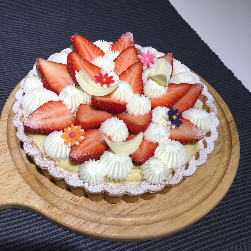 【Tomiz小食堂】草莓卡士達鮮奶油塔