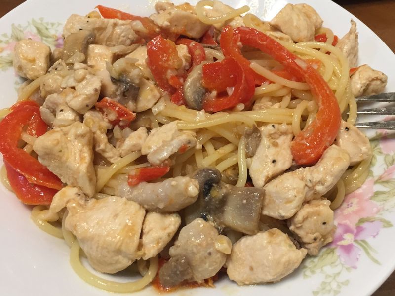 清炒雞肉義大利麵