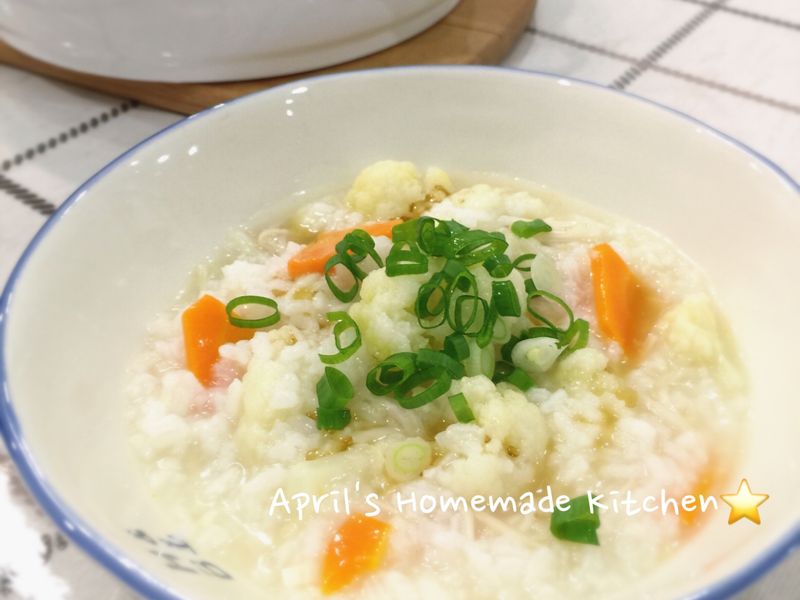 清淡暖胃料理 花椰菜鹹粥