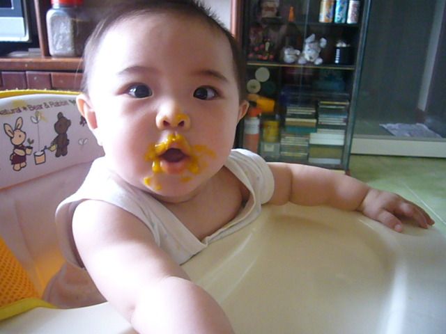【小李子の飯飯】6m,天然ㄟ尚好,吃南瓜吧!