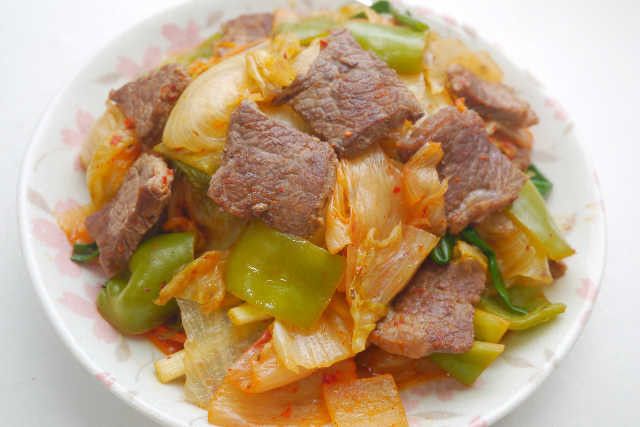 泡菜青椒牛肉
