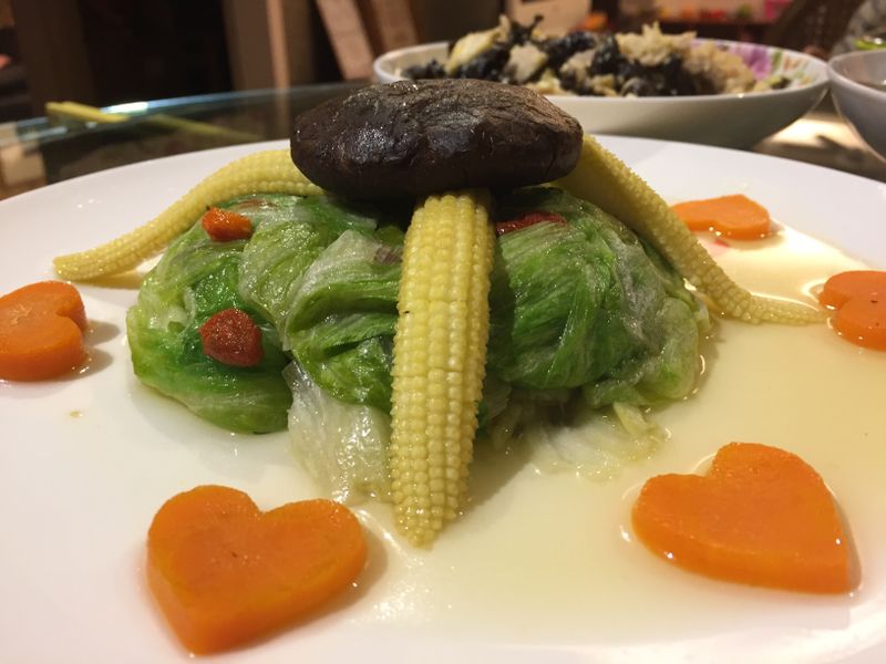 清炒球生菜