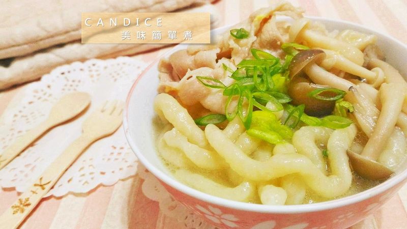 【手工蕃薯烏龍麵】