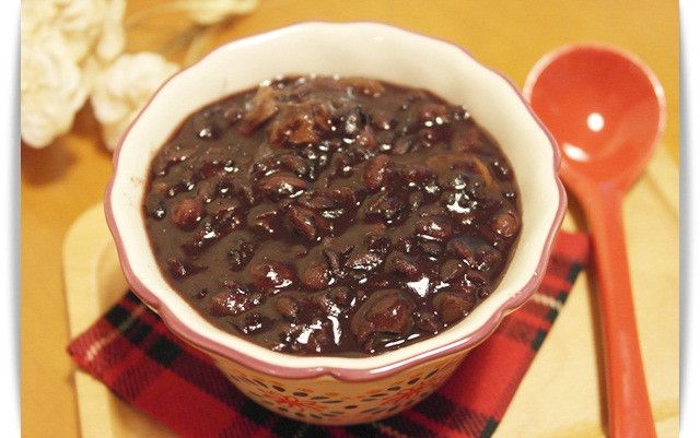 免浸泡,快速完成「紫米紅豆桂圓湯」♪