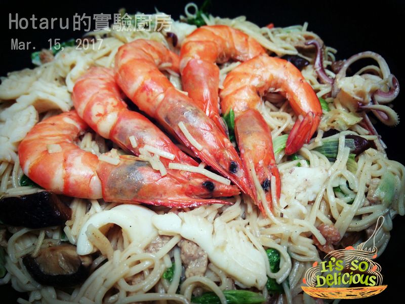 零廚藝的海鮮炒麵