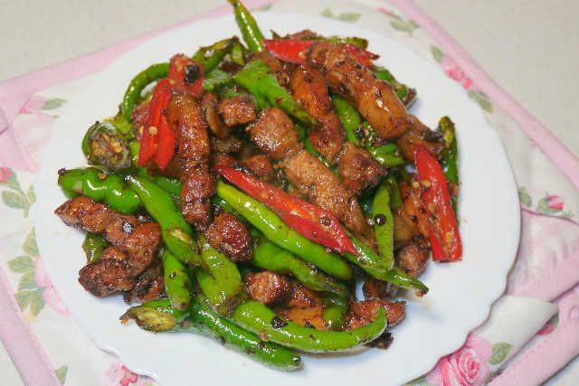 糯米椒炒五花肉