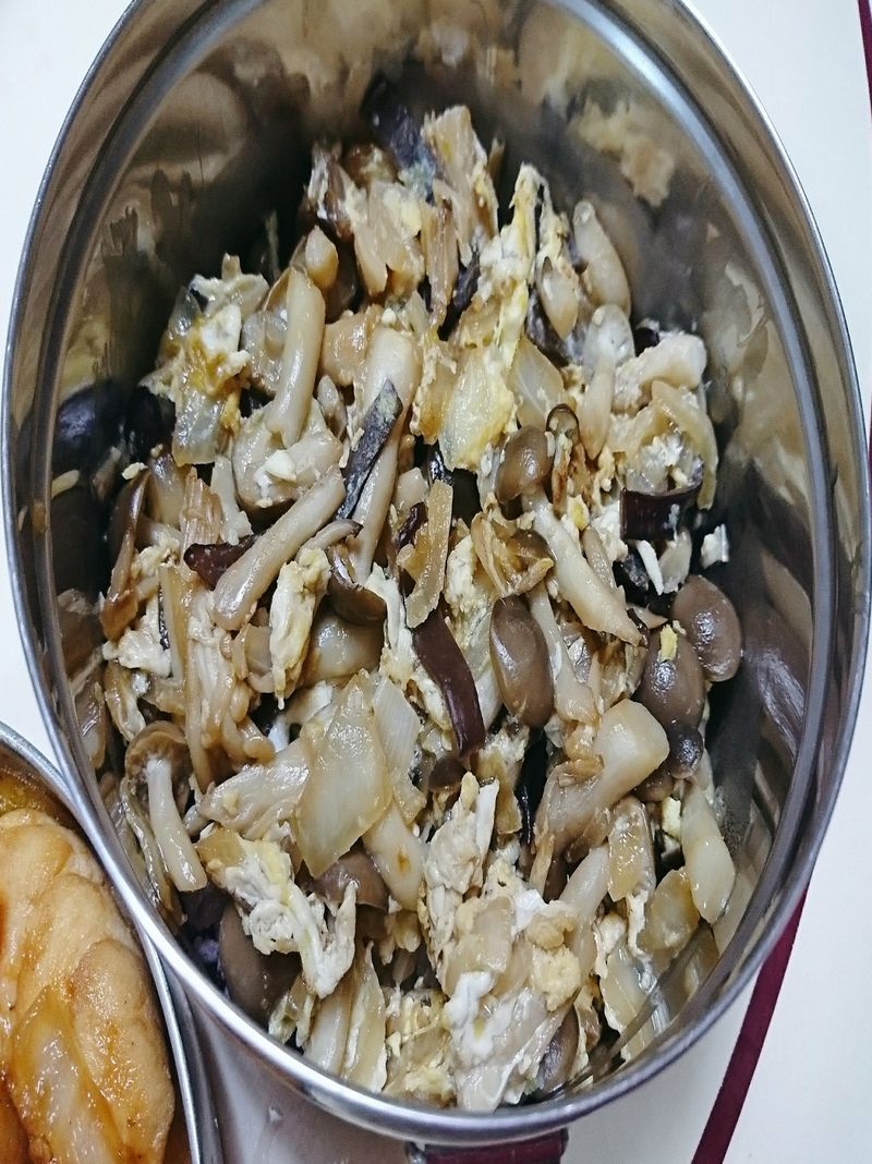 菇菇木耳丼飯