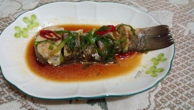 蒸鱸魚