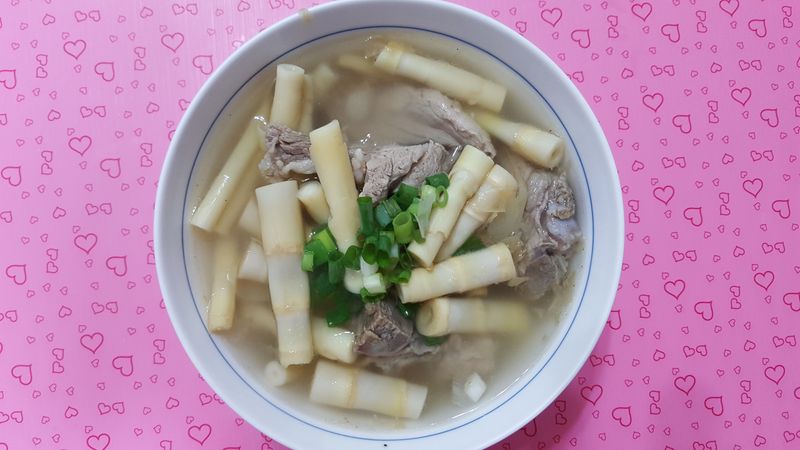 箭筍排骨湯