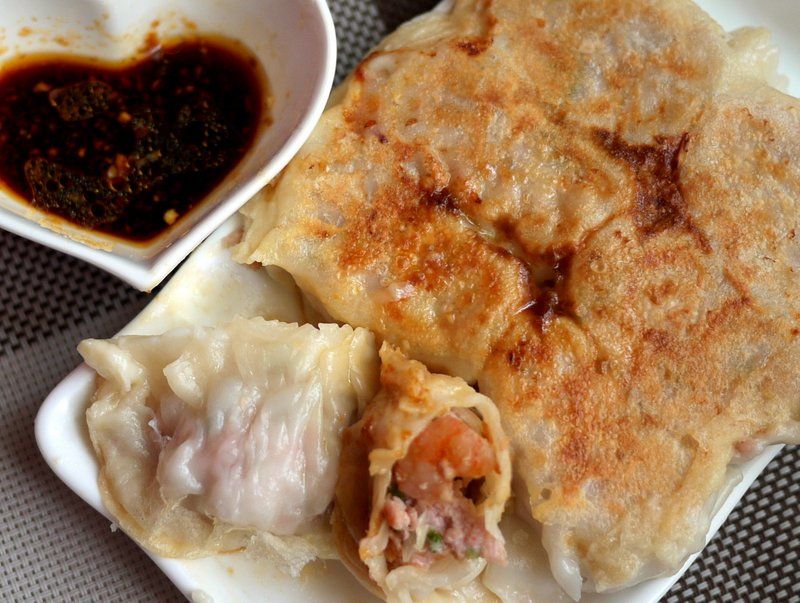 ♫【香菜蝦仁煎餃】「ギョーザ」佐沾醬