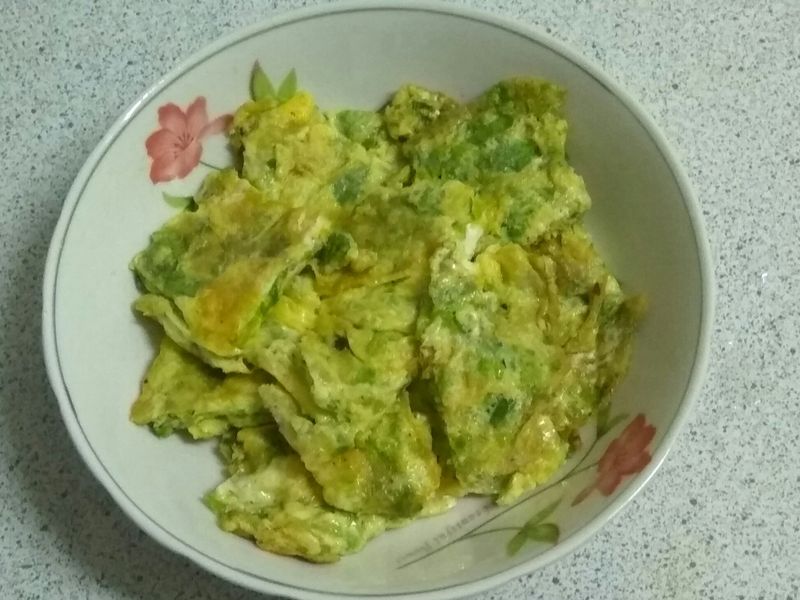 芹菜葉煎蛋