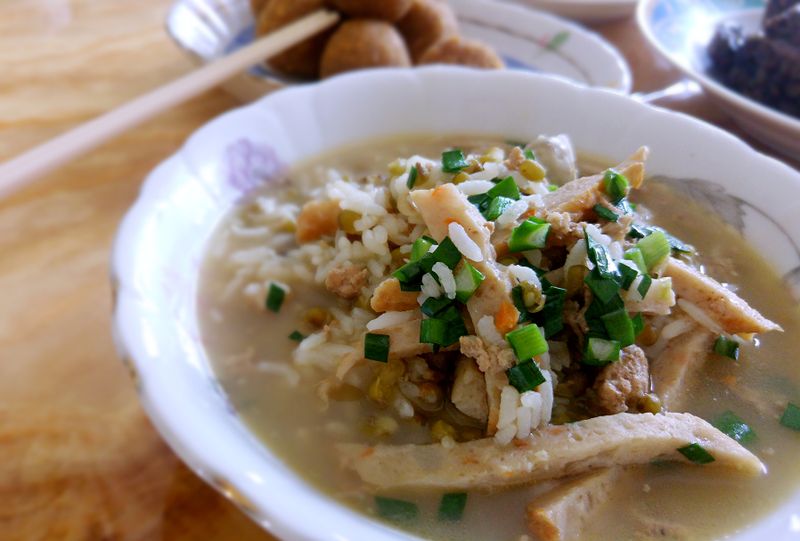 韭菜綠豆鹹粥