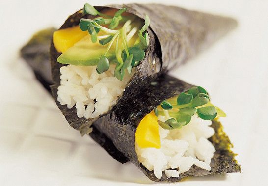 酪梨手卷-野餐玩花樣56款不沾手輕食料理