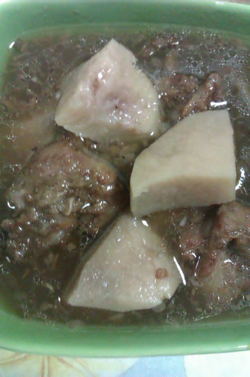芋香排骨酥湯
