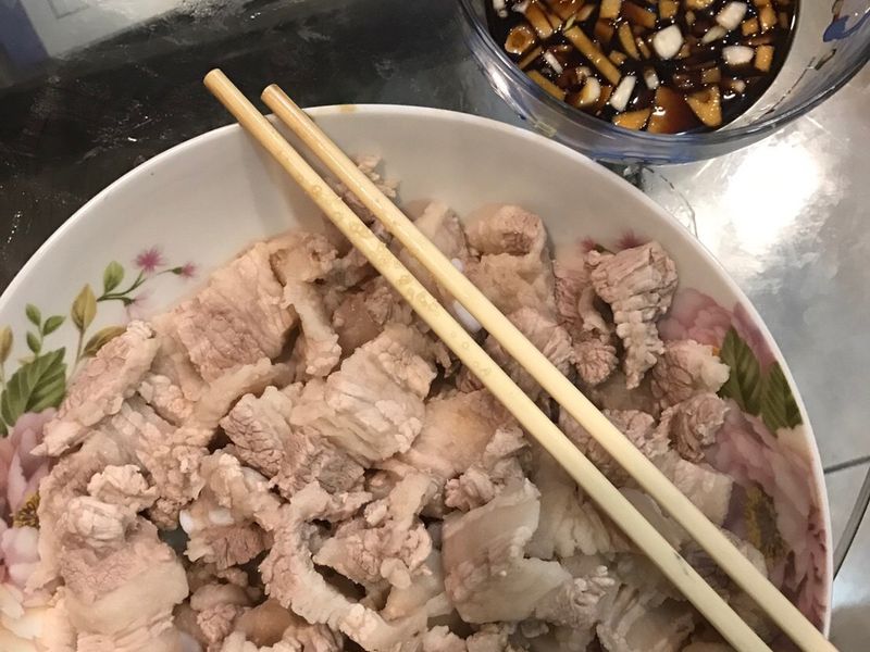 簡單快速の蒜泥白肉