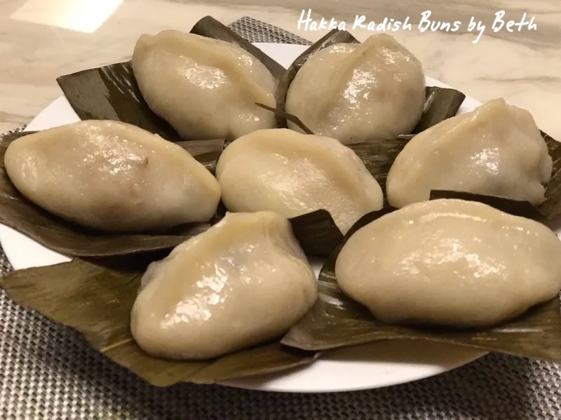 蘿蔔絲菜包粿(豬籠粄)