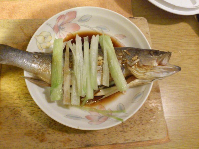 清蒸鱸魚