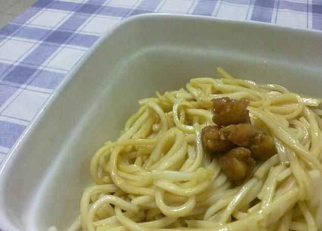 蝦仁拌麵